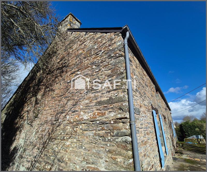 Maison - 245 m² - 8 pièces