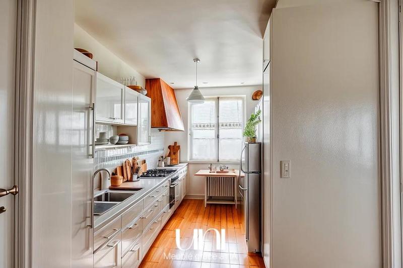 Appartement - 100 m² - 4 pièces