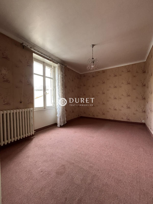 Maison - 199 m² - 7 pièces