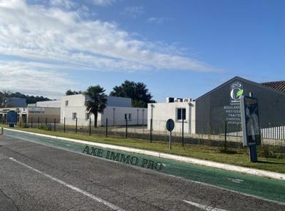 Local commercial - 670 m² - 5 pièces