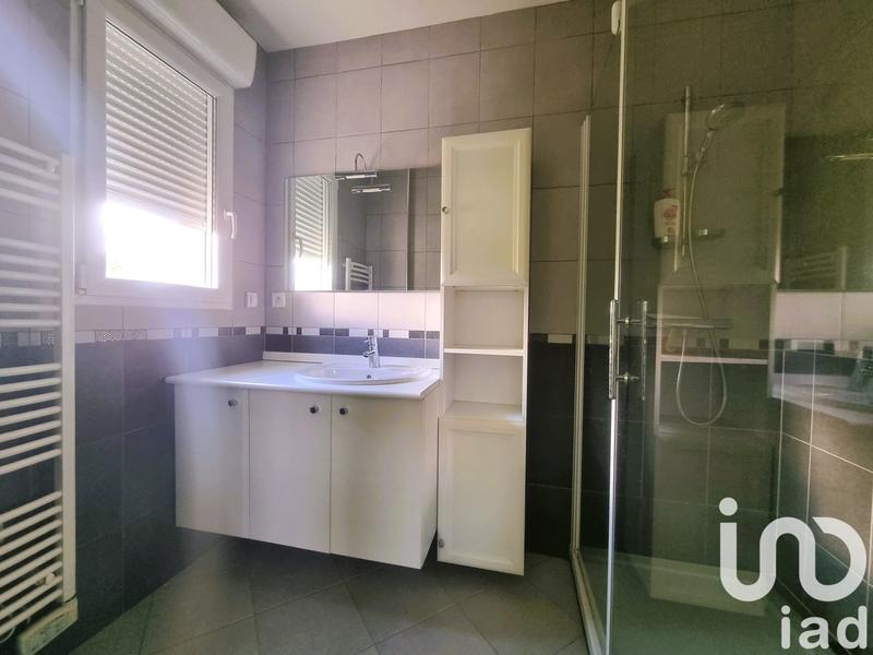 Maison - 202 m² - 9 pièces