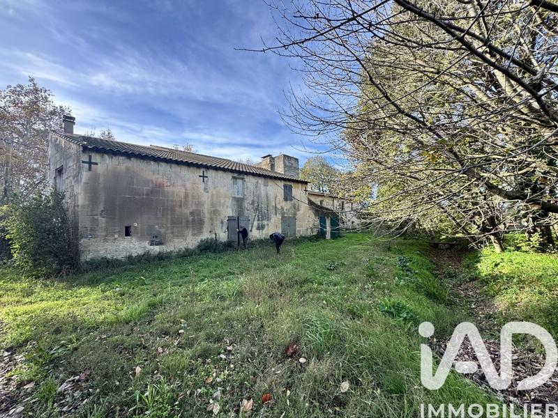 Maison - 300 m² - 8 pièces