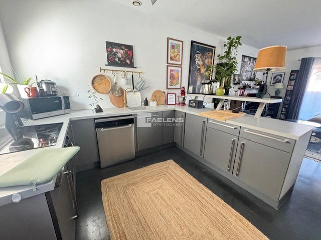 Appartement - 90 m² - 4 pièces