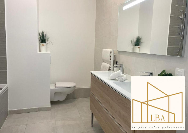 Appartement - 75 m² - 3 pièces