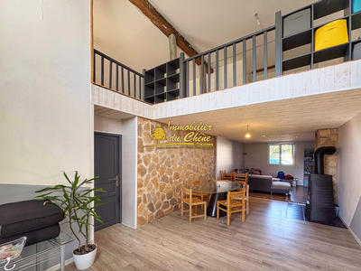 Maison - 210 m² - 9 pièces