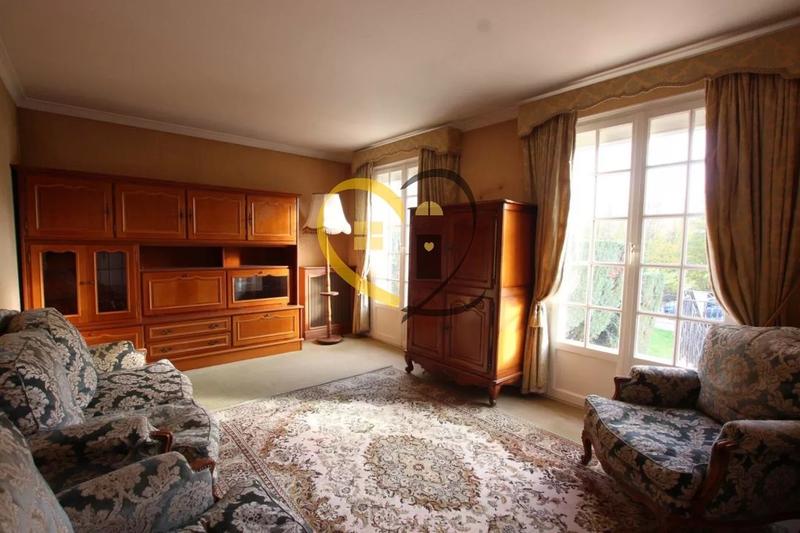 Maison - 106 m² - 6 pièces