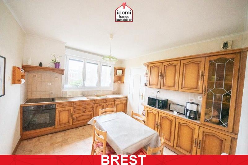 Appartement - 80 m² - 4 pièces