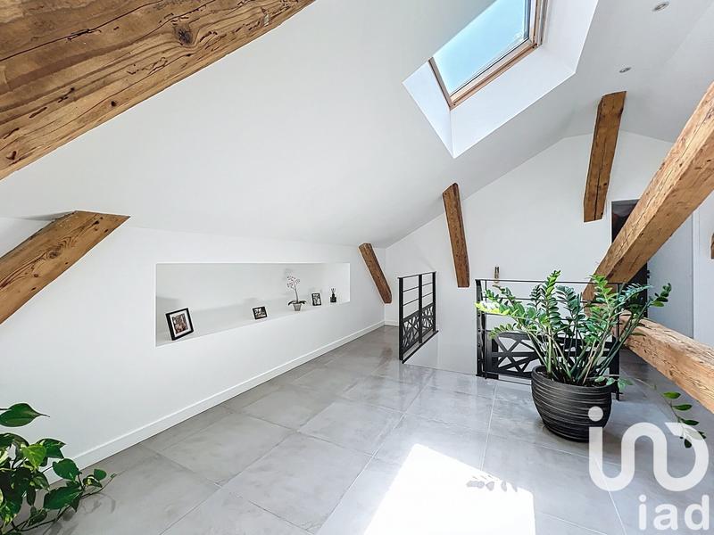 Appartement - 191 m² - 6 pièces