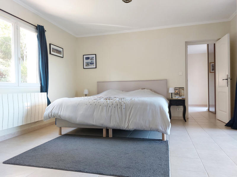 Maison - 179 m² - 5 pièces