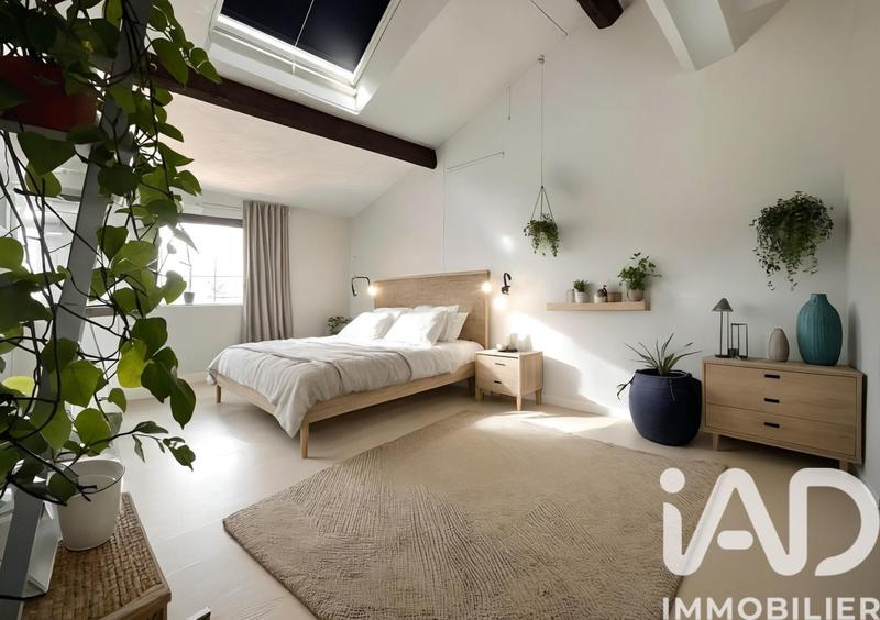 Appartement - 144 m² - 7 pièces