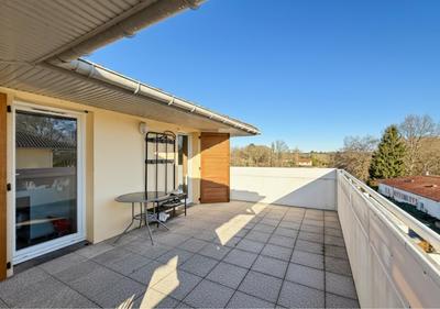 Appartement - 85 m² - 3 pièces