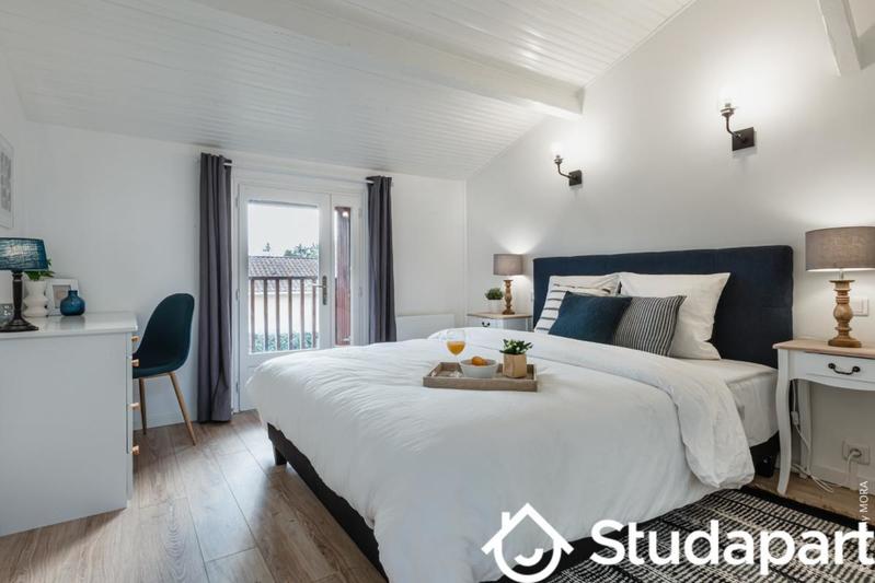 Chambre - 9 m² - 1 pièce