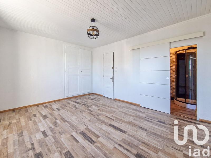 Maison - 220 m² - 9 pièces