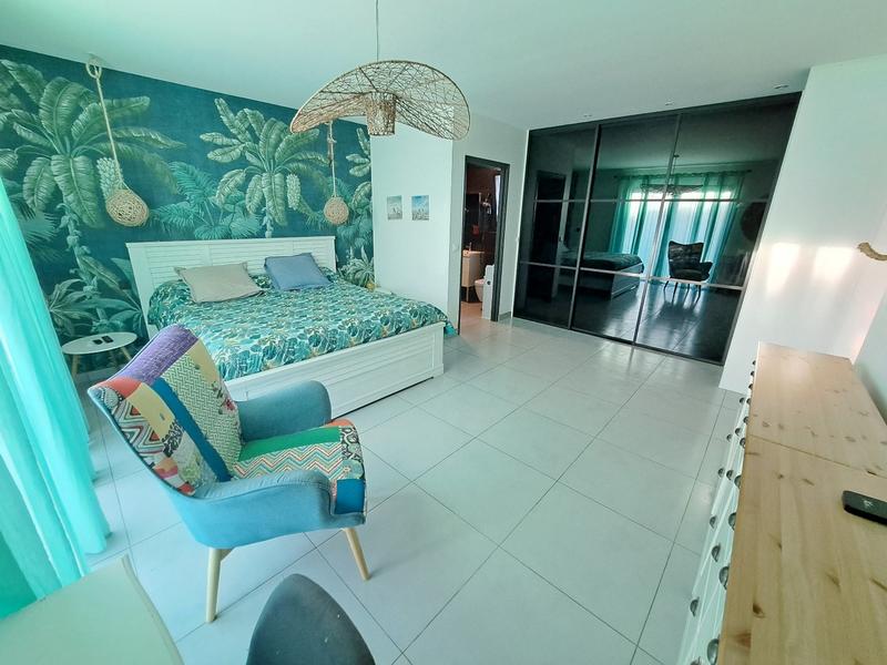 Maison - 155 m² - 5 pièces