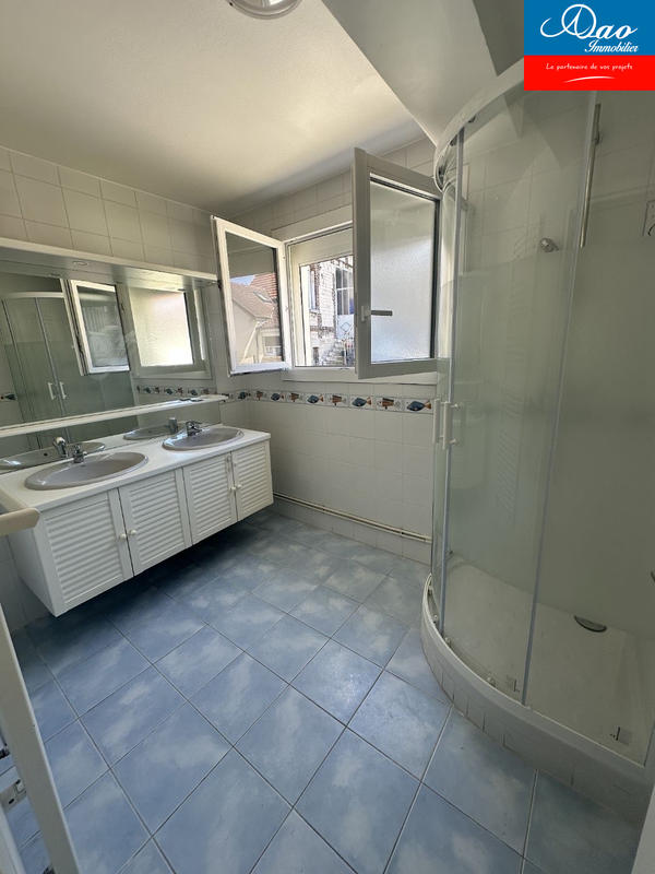 Maison - 87 m² - 4 pièces