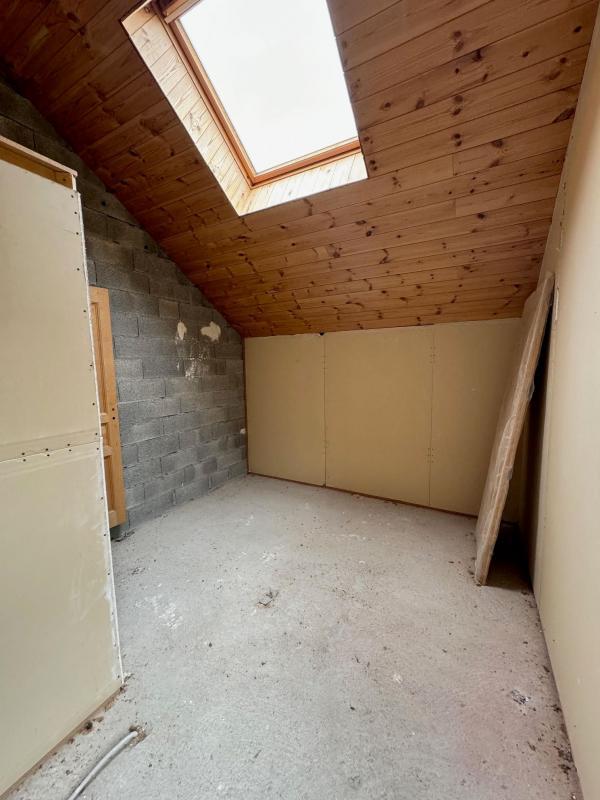 Appartement - 96 m² - 4 pièces