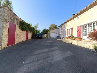 Maison - 141 m² - 7 pièces