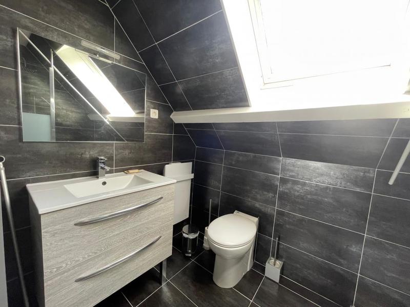 Maison - 95 m² - 4 pièces