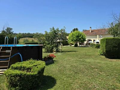 Appartement - 136 m² - 7 pièces