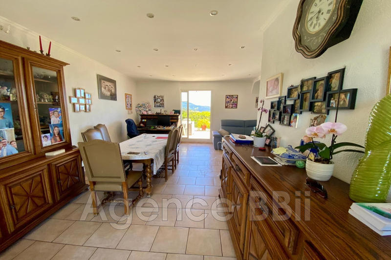 Maison - 159 m² - 6 pièces