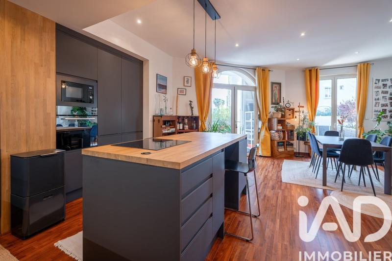 Appartement - 80 m² - 3 pièces