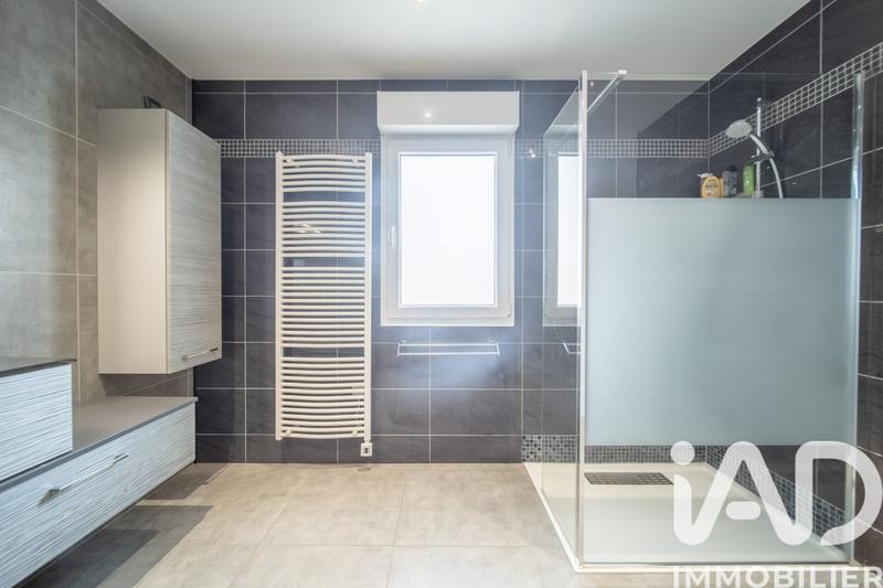 Maison - 121 m² - 4 pièces