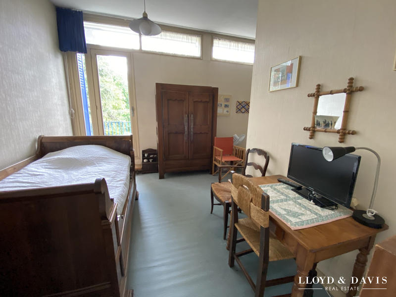 Maison - 158 m² - 10 pièces