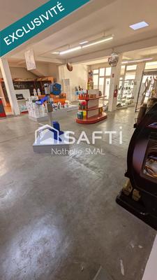Local commercial - 1 300 m²