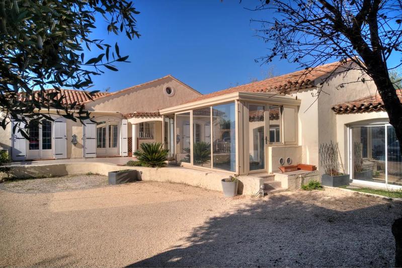 Villa - 115 m² - 4 pièces