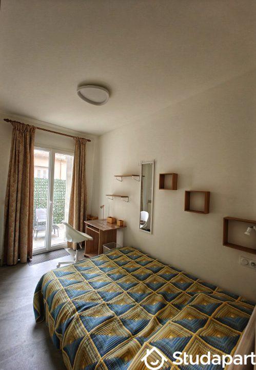 Chambre - 14 m² - 1 pièce