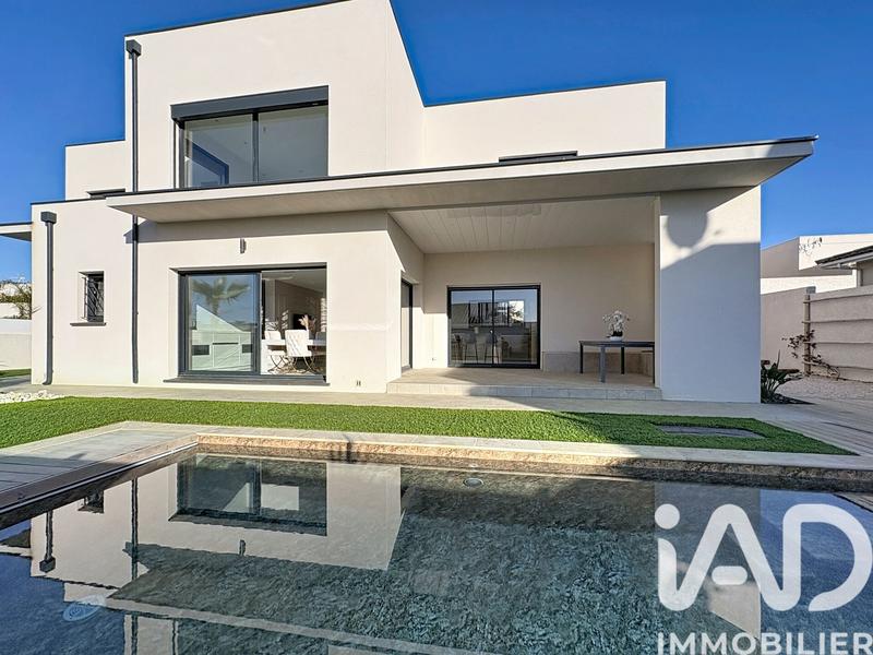 Maison - 157 m² - 5 pièces