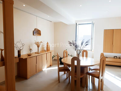 Propriété - 267 m² - 12 pièces