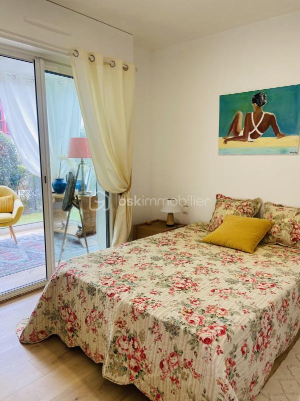 Appartement - 60 m² - 2 pièces