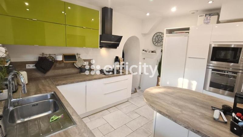 Maison - 130 m² - 4 pièces