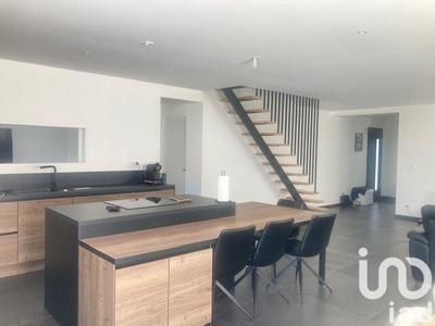 Maison - 157 m² - 7 pièces