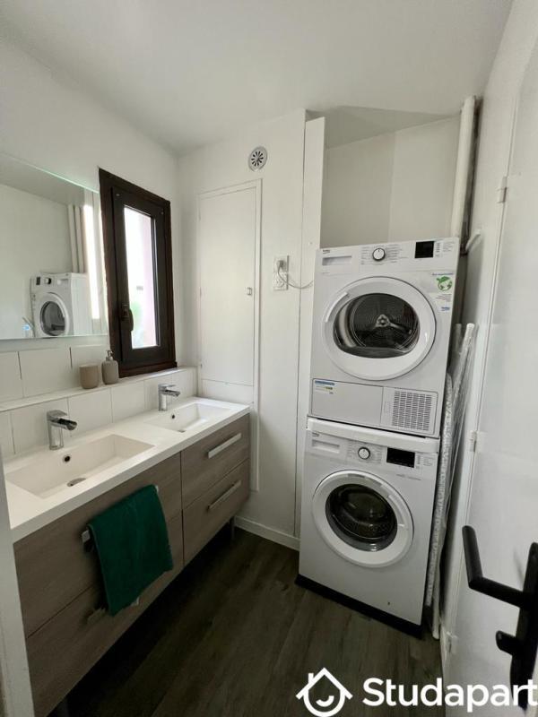 Chambre - 11 m² - 1 pièce