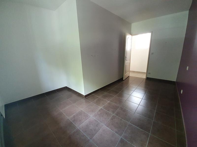 Maison - 90 m² - 3 pièces