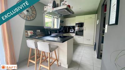 Maison - 131 m² - 6 pièces