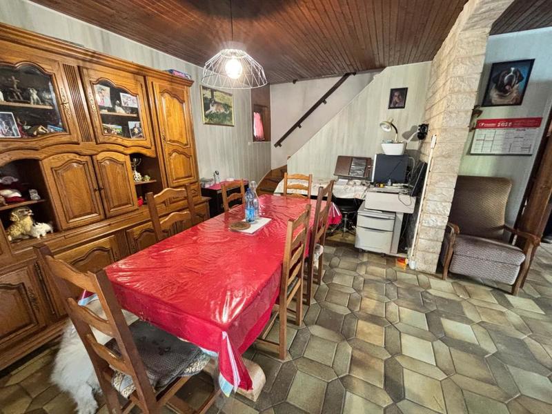 Maison - 110 m² - 6 pièces