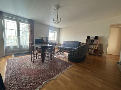 Appartement - 82 m² - 3 pièces