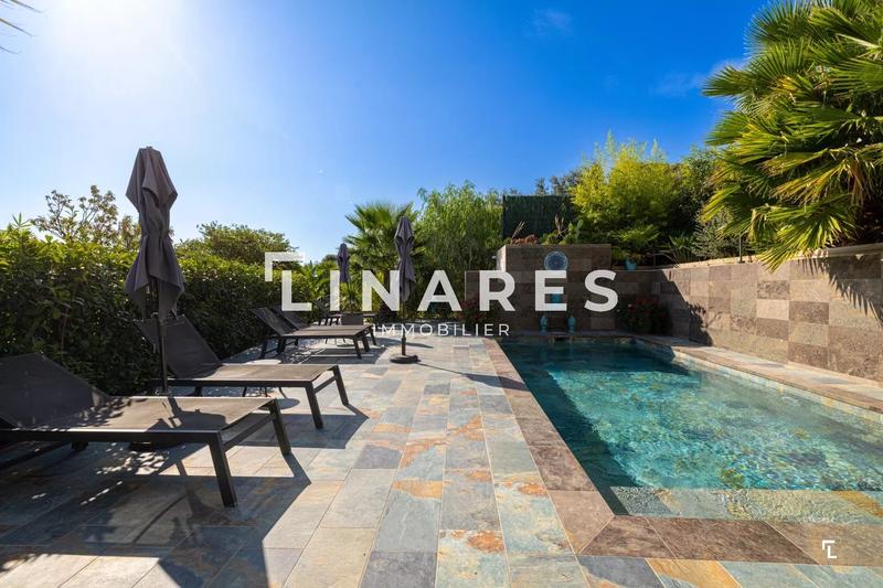 Villa - 141 m² - 5 pièces