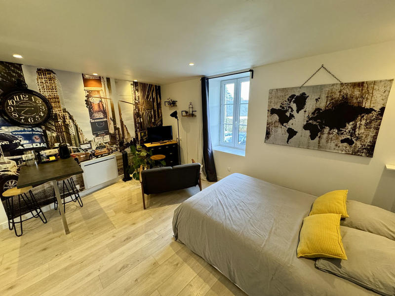 Immeuble - 111 m² - 6 pièces