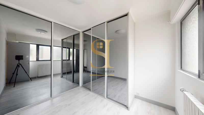 Maison - 94 m² - 5 pièces