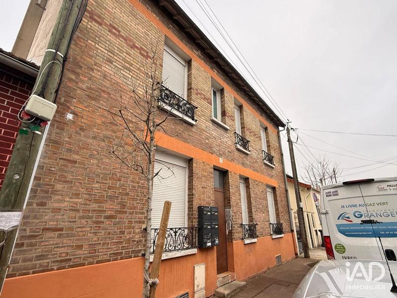 Immeuble - 134 m² - 9 pièces