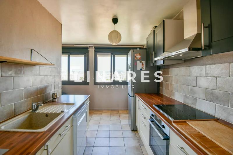 Appartement - 75 m² - 3 pièces