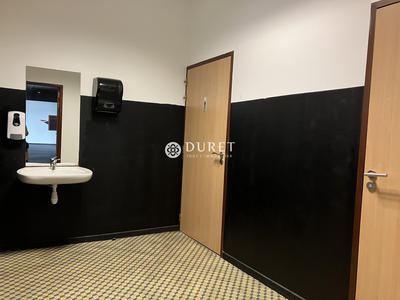 Local d'activités - 870 m²