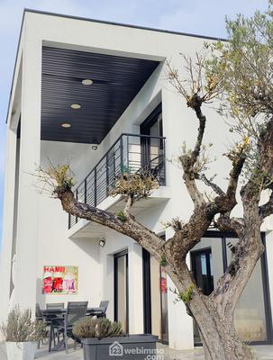 Villa - 165 m² - 8 pièces