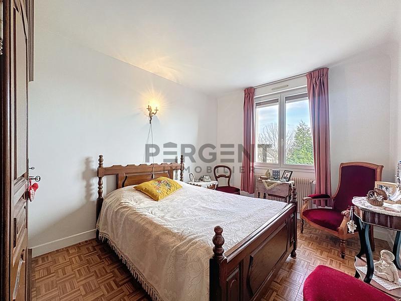 Appartement - 87 m² - 5 pièces