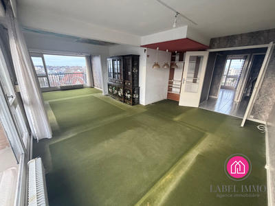 Appartement - 100 m² - 6 pièces