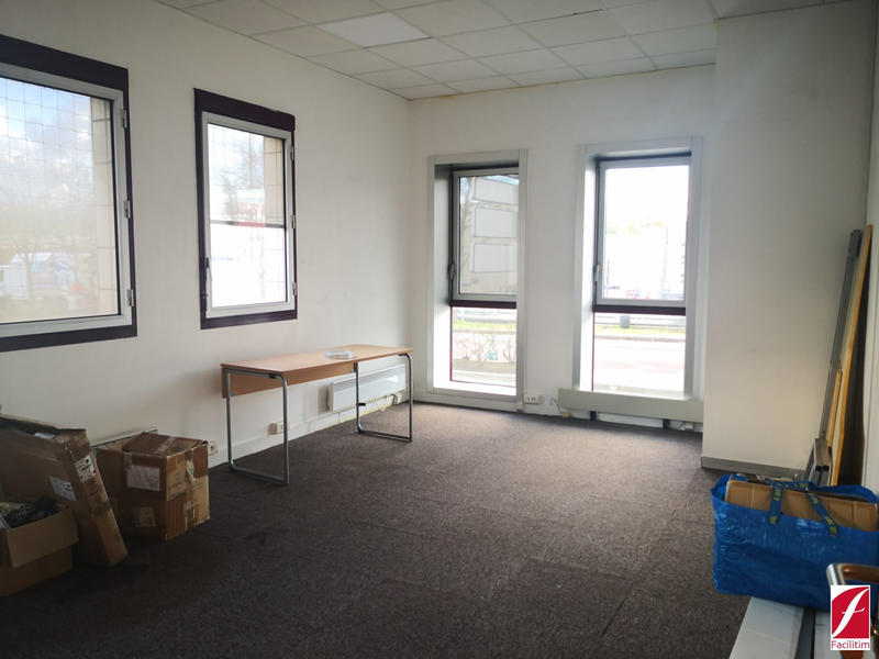 Bureau - 138 m² - 3 pièces